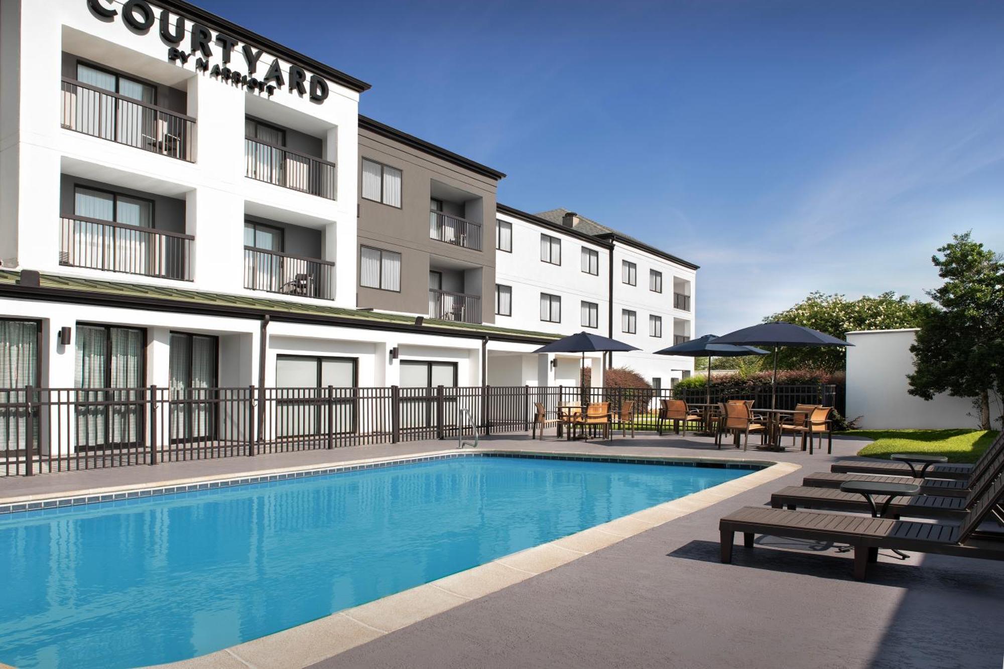 Courtyard By Marriott Hattiesburg Exterior photo