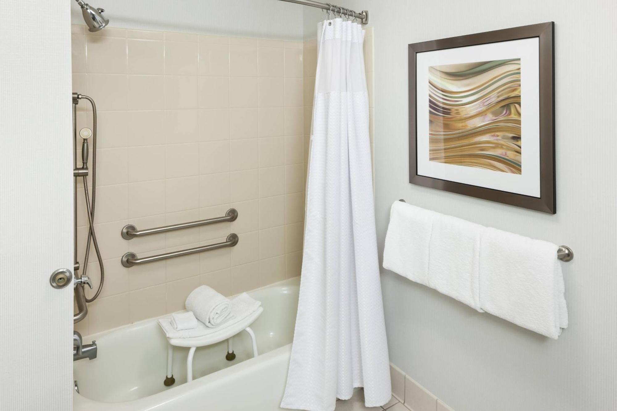 Courtyard By Marriott Hattiesburg Exterior photo