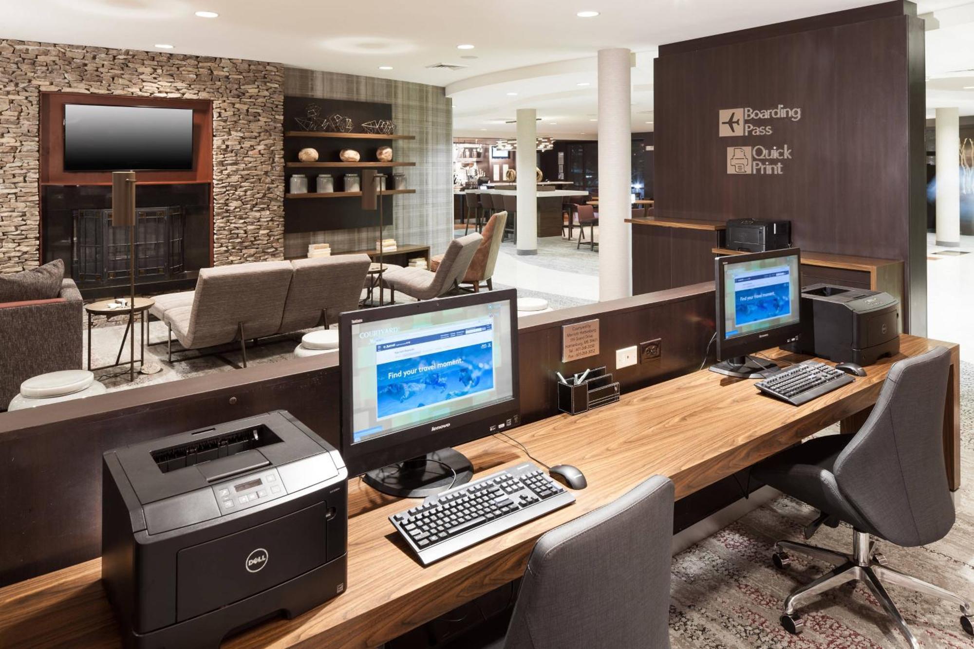 Courtyard By Marriott Hattiesburg Exterior photo